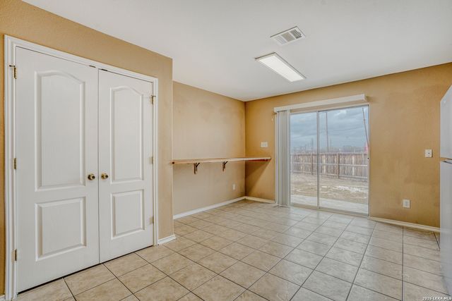 6807 Cutting Crk, San Antonio, TX 78244