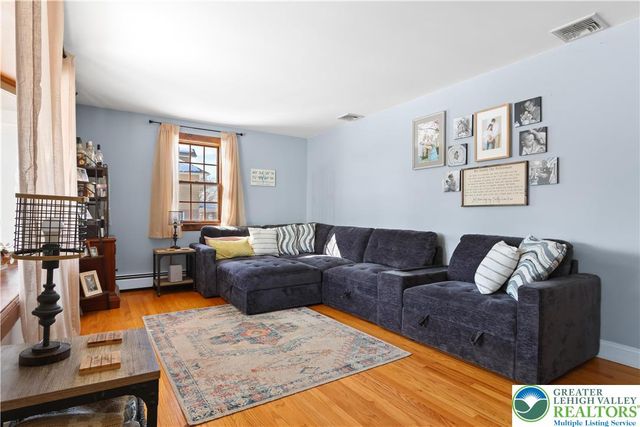 1030 New Jersey Avenue, Hellertown Boro, PA 18055