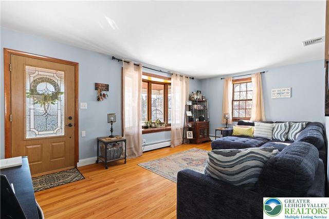 1030 New Jersey Avenue, Hellertown Boro, PA 18055