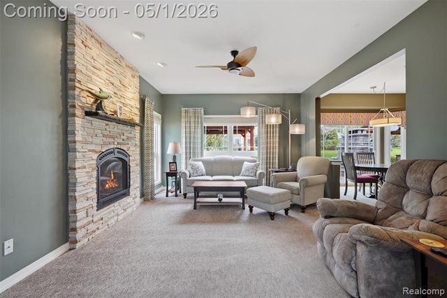 1054 Colt Lane, South Lyon, MI 48178