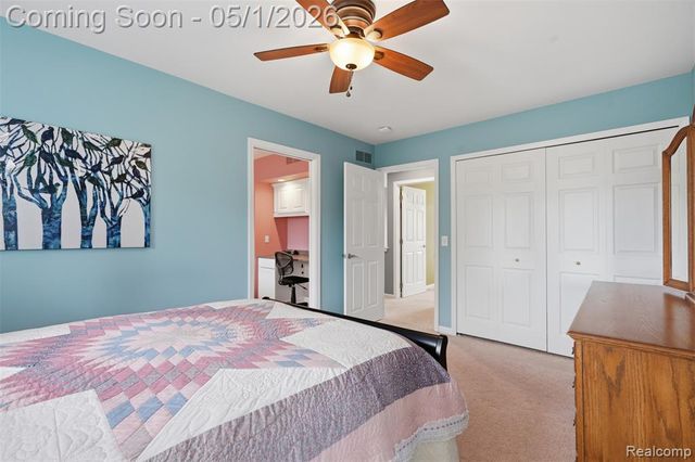 1054 Colt Lane, South Lyon, MI 48178