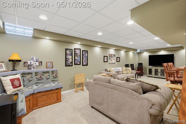 1054 Colt Lane, South Lyon, MI 48178