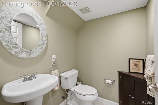 1054 Colt Lane, South Lyon, MI 48178