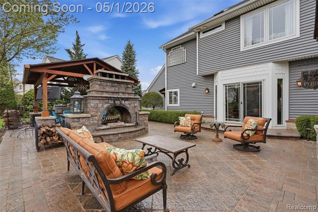 1054 Colt Lane, South Lyon, MI 48178