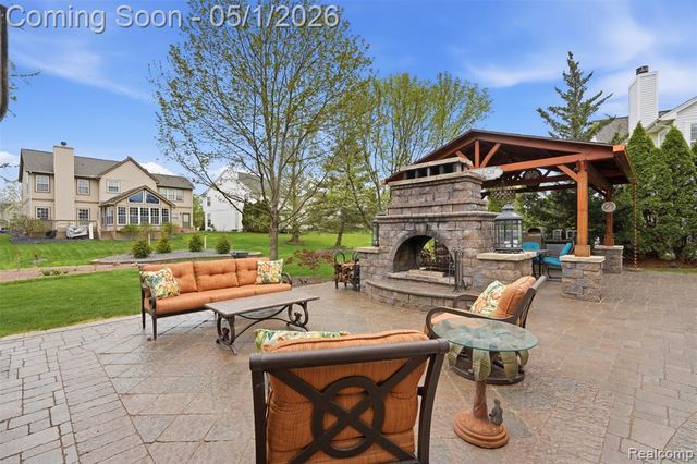 1054 Colt Lane, South Lyon, MI 48178