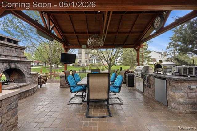 1054 Colt Lane, South Lyon, MI 48178