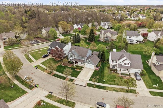 1054 Colt Lane, South Lyon, MI 48178