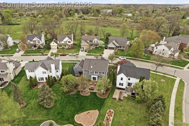 1054 Colt Lane, South Lyon, MI 48178