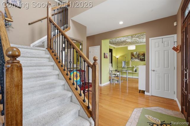 1054 Colt Lane, South Lyon, MI 48178
