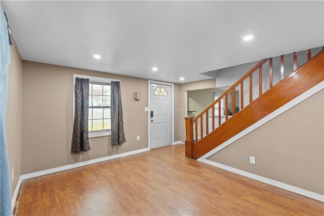 215 Main Street, Youngstown, PA 15696