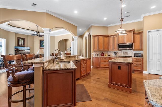 6826 SILVER CHARM COURT, Leesburg, FL 34748