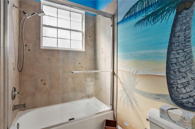 6826 SILVER CHARM COURT, Leesburg, FL 34748