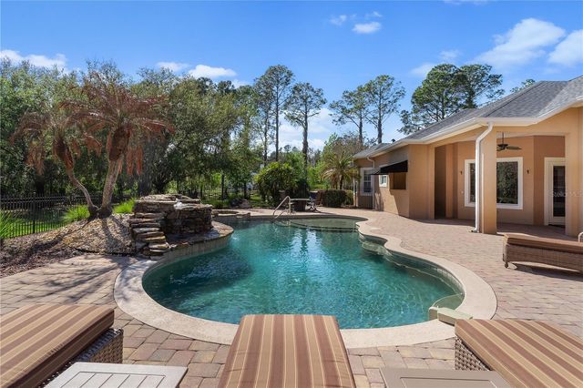 6826 SILVER CHARM COURT, Leesburg, FL 34748