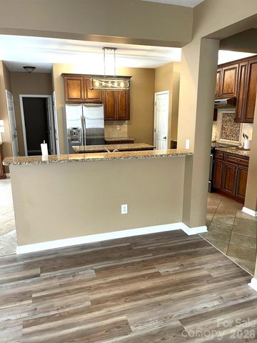 6006 Brook Valley Run, Monroe, NC 28110