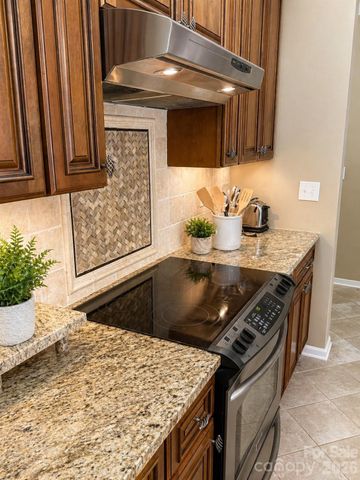 6006 Brook Valley Run, Monroe, NC 28110