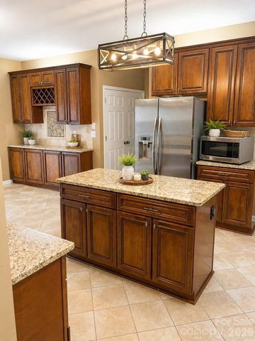 6006 Brook Valley Run, Monroe, NC 28110