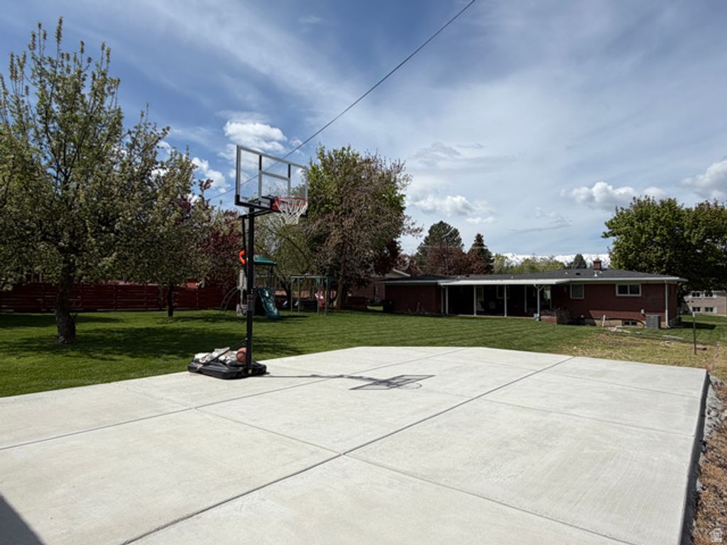 Image 17 of property listing at 270 S MAIN ST, Providence, UT 84332