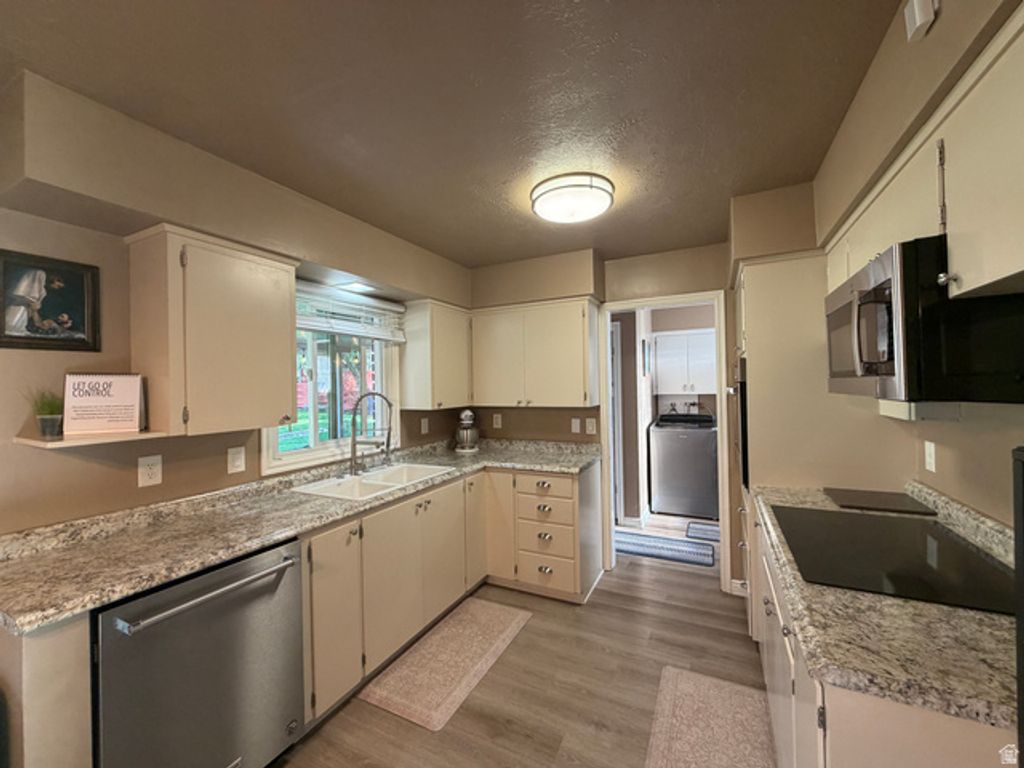 Image 27 of property listing at 270 S MAIN ST, Providence, UT 84332