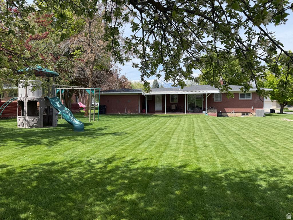 Image 8 of property listing at 270 S MAIN ST, Providence, UT 84332