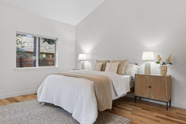 19811 Kenzie Avenue, Bend, OR 97702