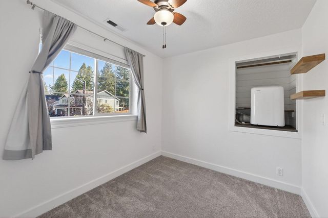 19811 Kenzie Avenue, Bend, OR 97702