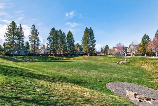 19811 Kenzie Avenue, Bend, OR 97702