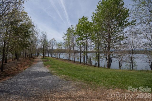 103 Big Tree Way, Nebo, NC 28761