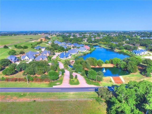 6725 Royale Court, Edmond, OK 73025