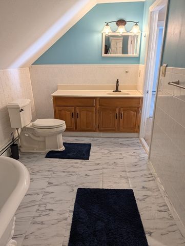 4 Intervale Rd, Rutland, MA 01543