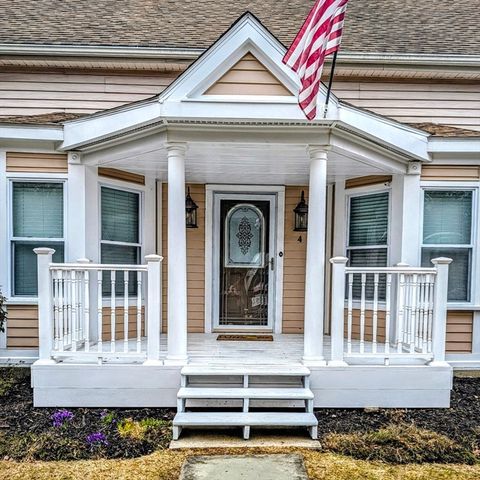 4 Intervale Rd, Rutland, MA 01543