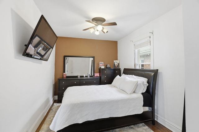 2407 Highland Avenue, Berwyn, IL 60402