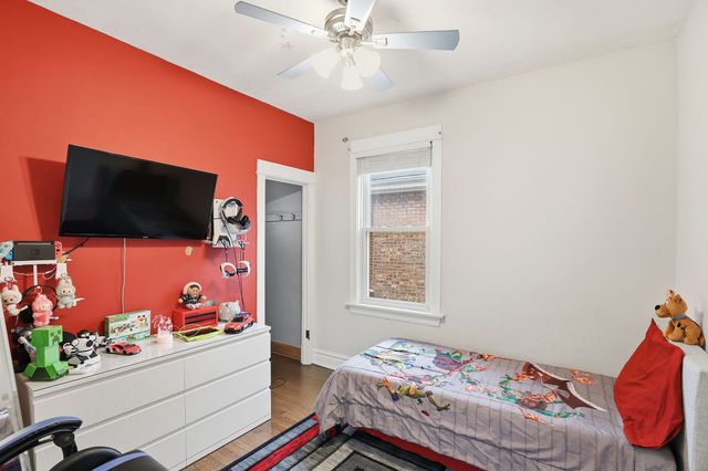 2407 Highland Avenue, Berwyn, IL 60402