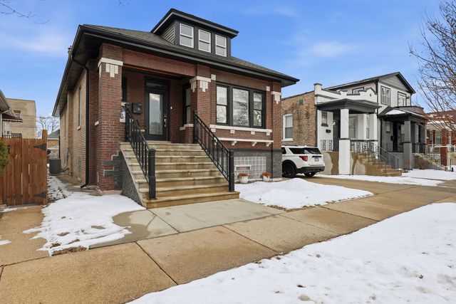 2407 Highland Avenue, Berwyn, IL 60402