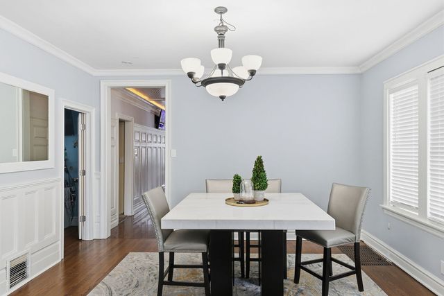 2407 Highland Avenue, Berwyn, IL 60402