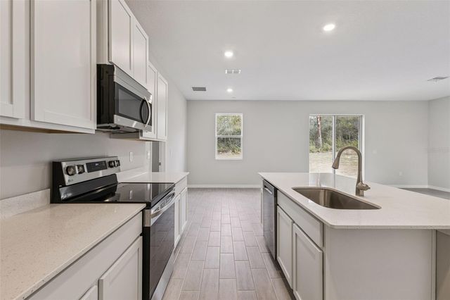 393 MARION OAKS GOLF ROAD, Ocala, FL 34473