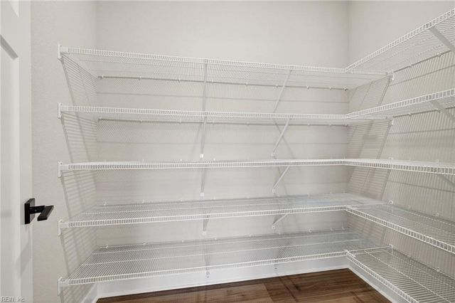 1221 Sebastian CT, Chesapeake, VA 23322