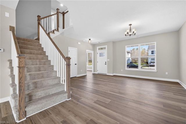 1221 Sebastian CT, Chesapeake, VA 23322