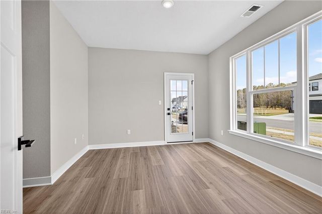 1221 Sebastian CT, Chesapeake, VA 23322