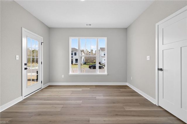 1221 Sebastian CT, Chesapeake, VA 23322