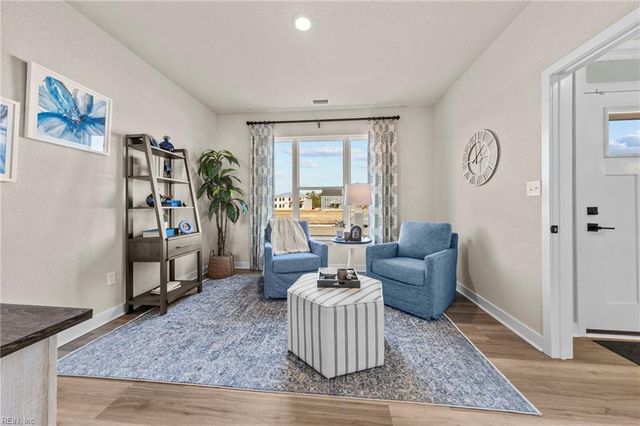 1221 Sebastian CT, Chesapeake, VA 23322