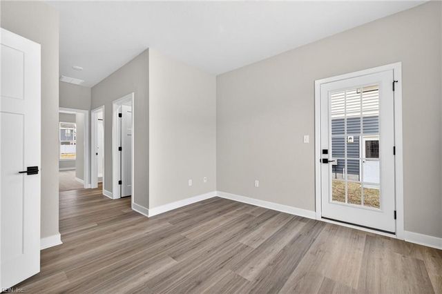 1221 Sebastian CT, Chesapeake, VA 23322