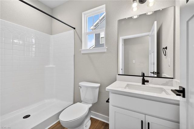 1221 Sebastian CT, Chesapeake, VA 23322