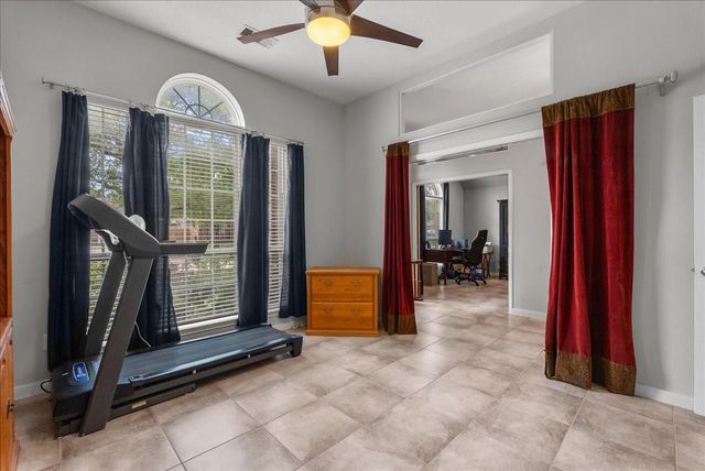 708 Arlington Pointe Drive, League City, TX 77573