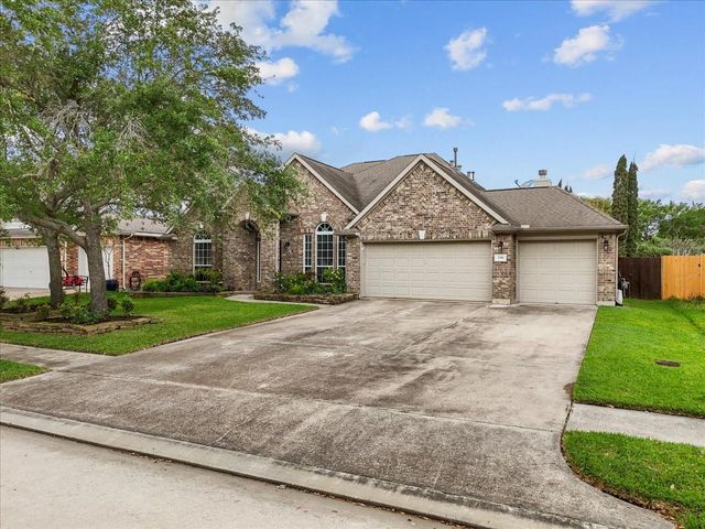 708 Arlington Pointe Drive, League City, TX 77573