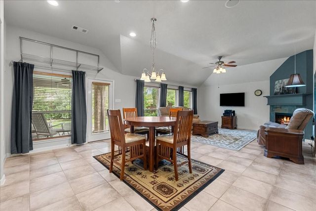 708 Arlington Pointe Drive, League City, TX 77573