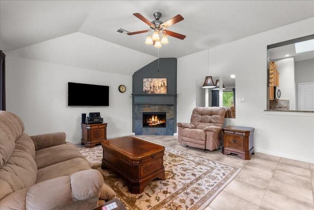 708 Arlington Pointe Drive, League City, TX 77573