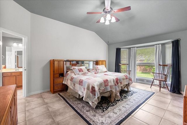 708 Arlington Pointe Drive, League City, TX 77573