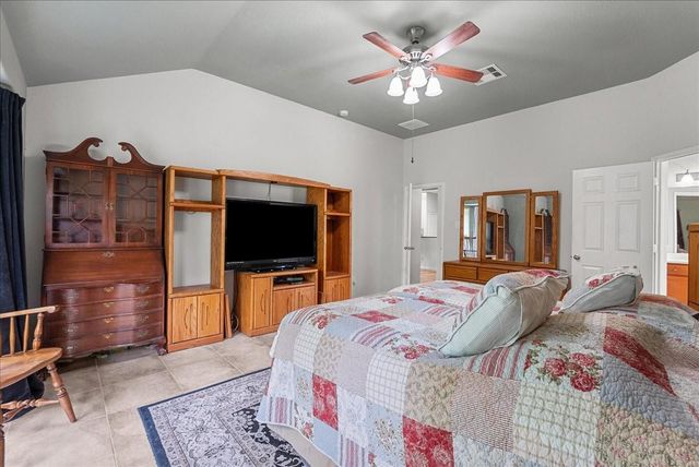 708 Arlington Pointe Drive, League City, TX 77573