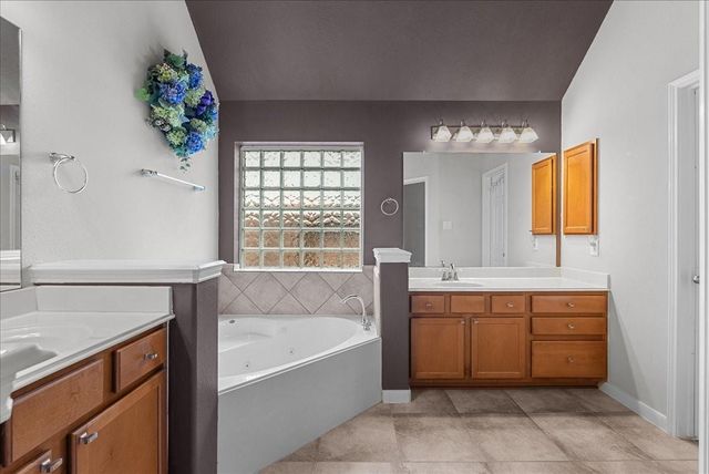 708 Arlington Pointe Drive, League City, TX 77573