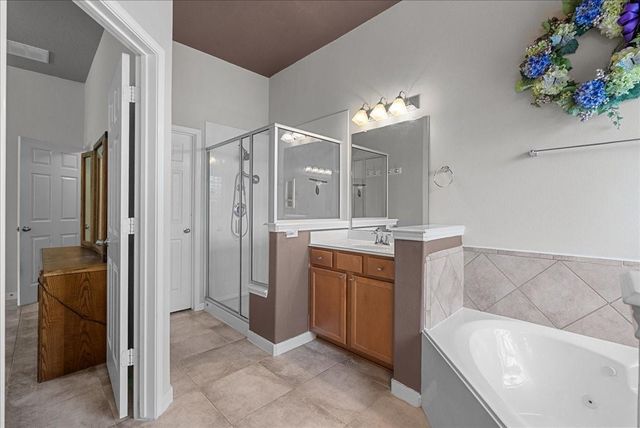 708 Arlington Pointe Drive, League City, TX 77573